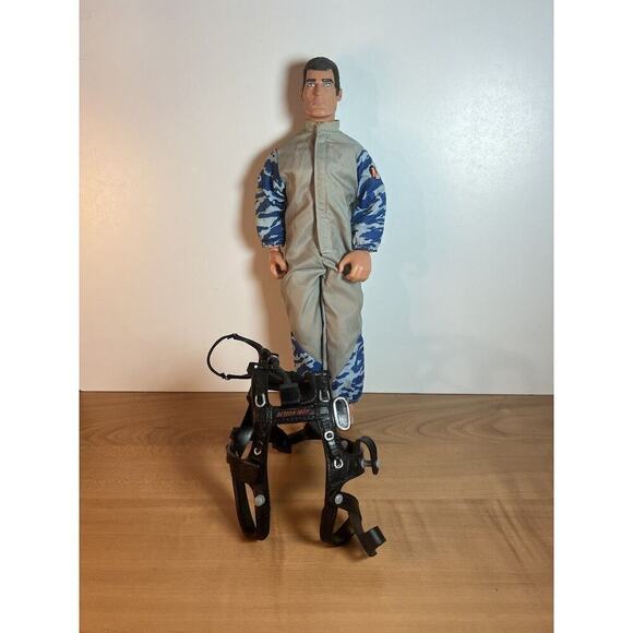 1996 Hasbro International 12” GI Joe Flocked Hair Flight Suit Gear No Boots - Picture 1 of 7